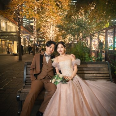 東京駅でモデルのようなウェディング撮影