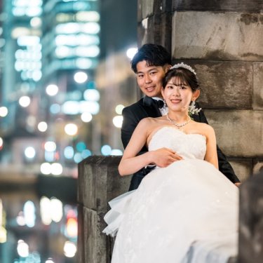 都会の夜景とクラシックな東京駅で残す、最高の前撮り写真